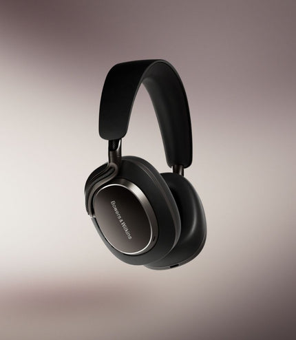 Bowers & Wilkins PX8 S2