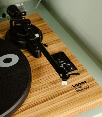 Lenco Record Player LS-500